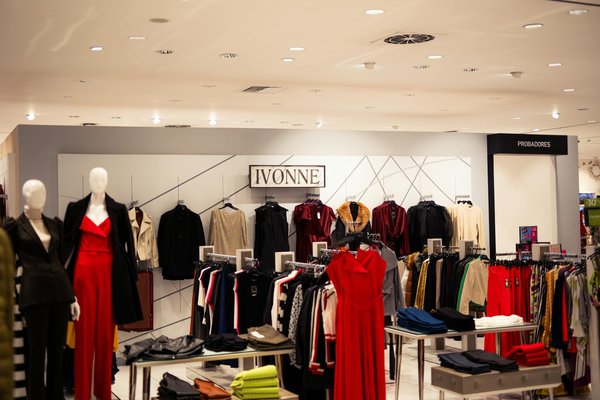 Unlock your style potential: a comprehensive guide to blazer fashion for triumph in the uk"s creative industries